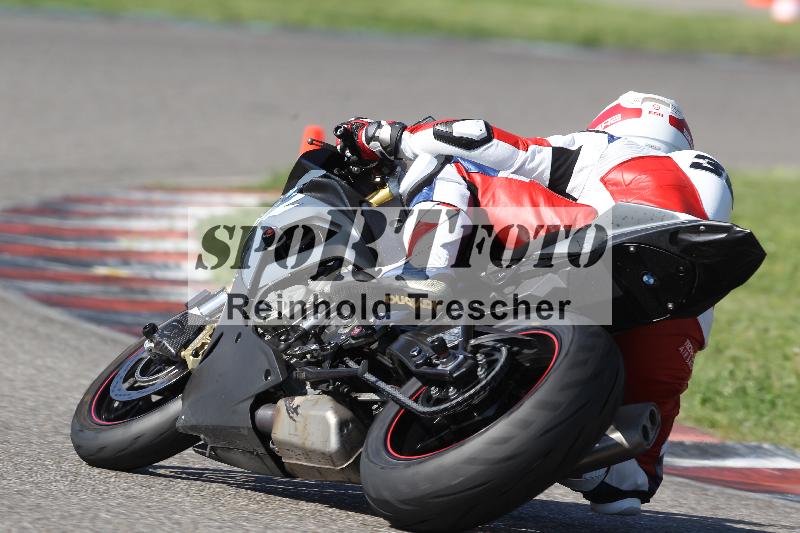 Archiv-2025/13 01.05.2025 Speer Racing ADR/Gruppe gelb/300